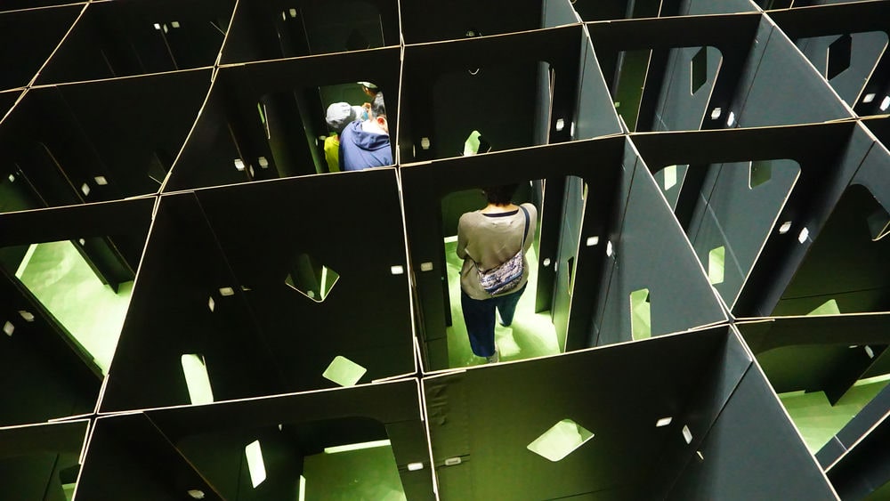 ダンボール迷路