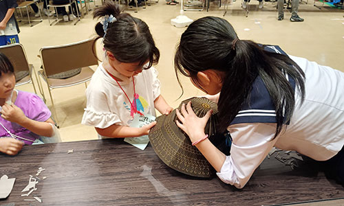 名将ダンボールこども兜